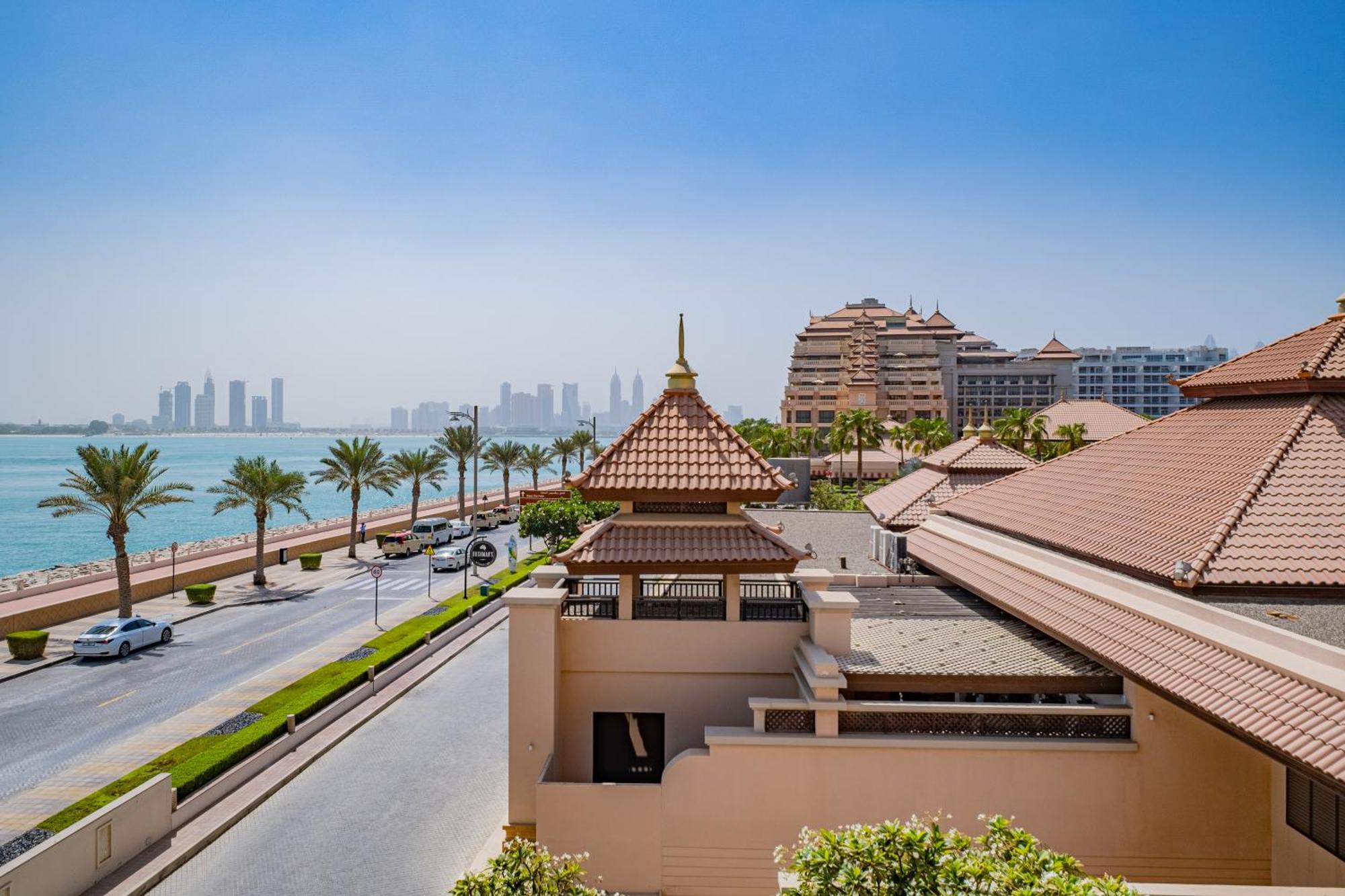 Luxe Getaways Royal Amwaj Palm Jumeirah Resort Apartment Holiday Home Дубай Номер фото