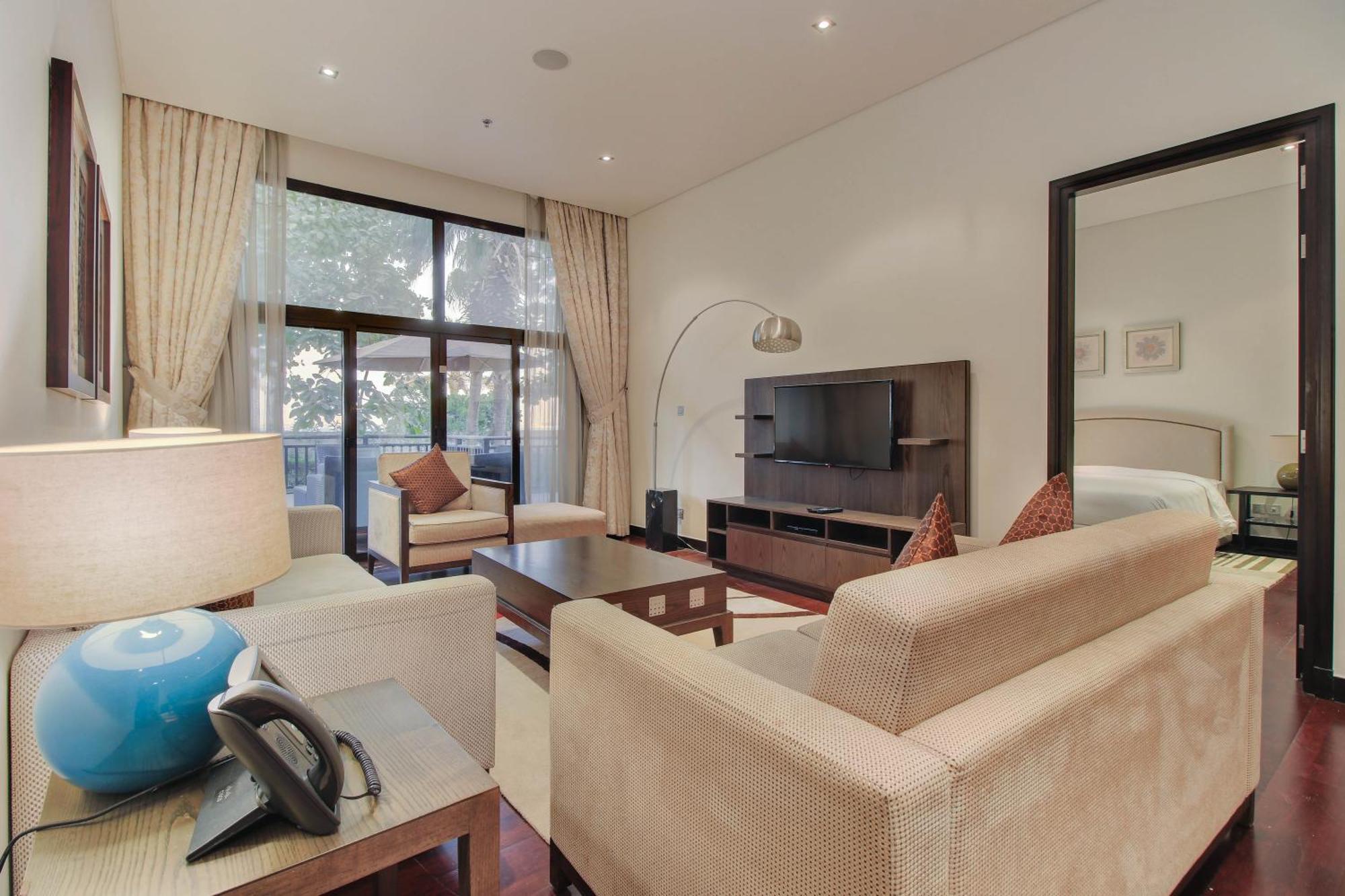 Luxe Getaways Royal Amwaj Palm Jumeirah Resort Apartment Holiday Home Дубай Экстерьер фото
