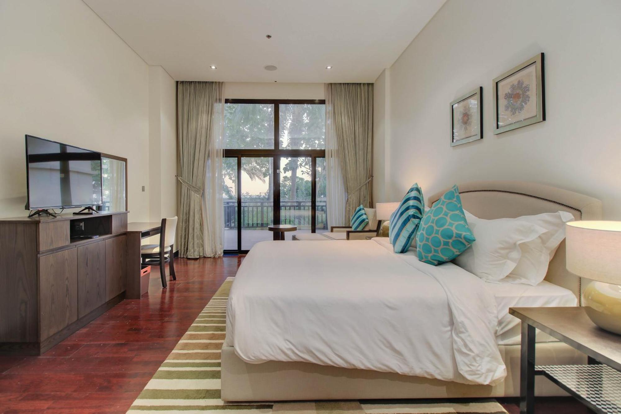 Luxe Getaways Royal Amwaj Palm Jumeirah Resort Apartment Holiday Home Дубай Экстерьер фото