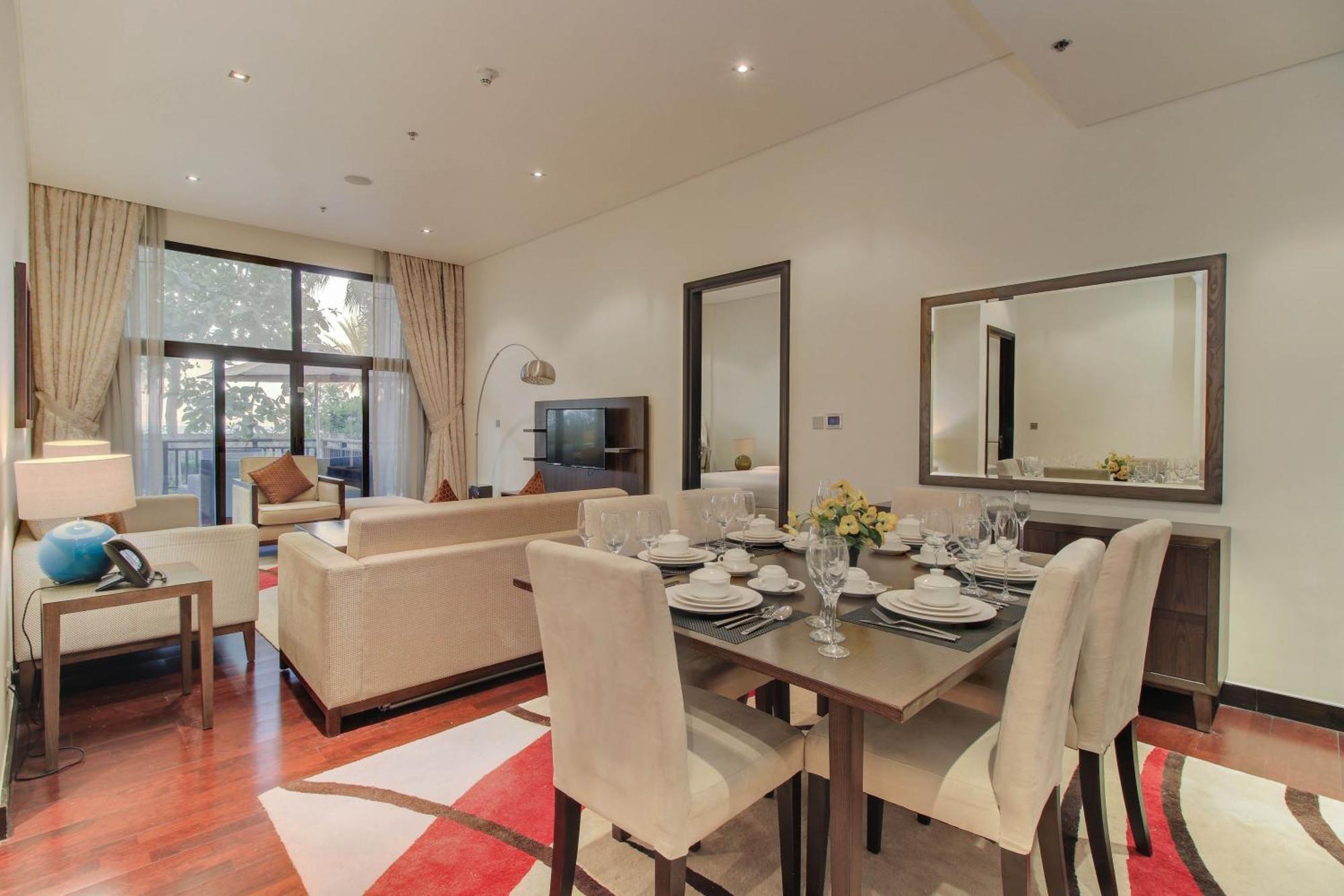 Luxe Getaways Royal Amwaj Palm Jumeirah Resort Apartment Holiday Home Дубай Экстерьер фото
