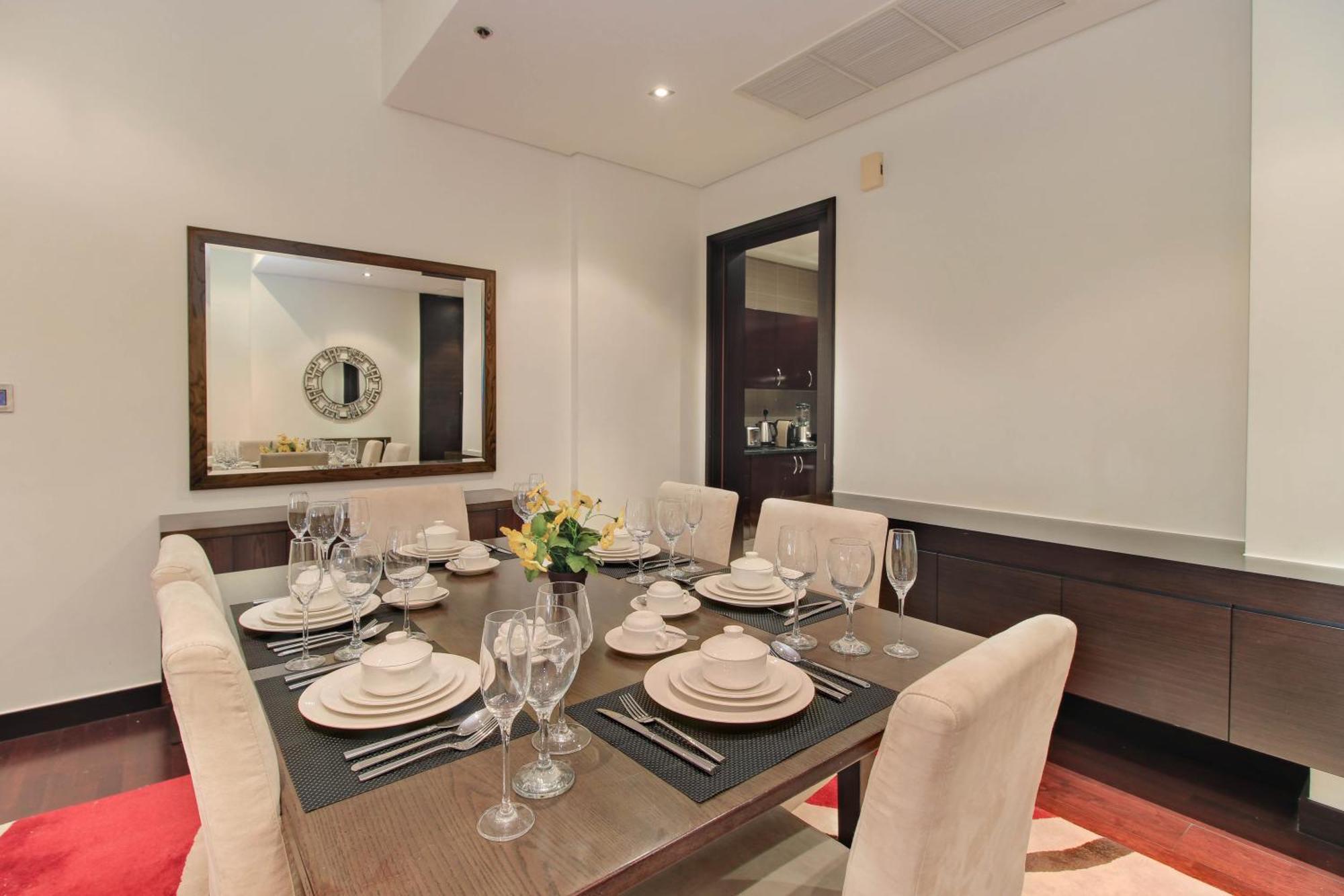 Luxe Getaways Royal Amwaj Palm Jumeirah Resort Apartment Holiday Home Дубай Экстерьер фото