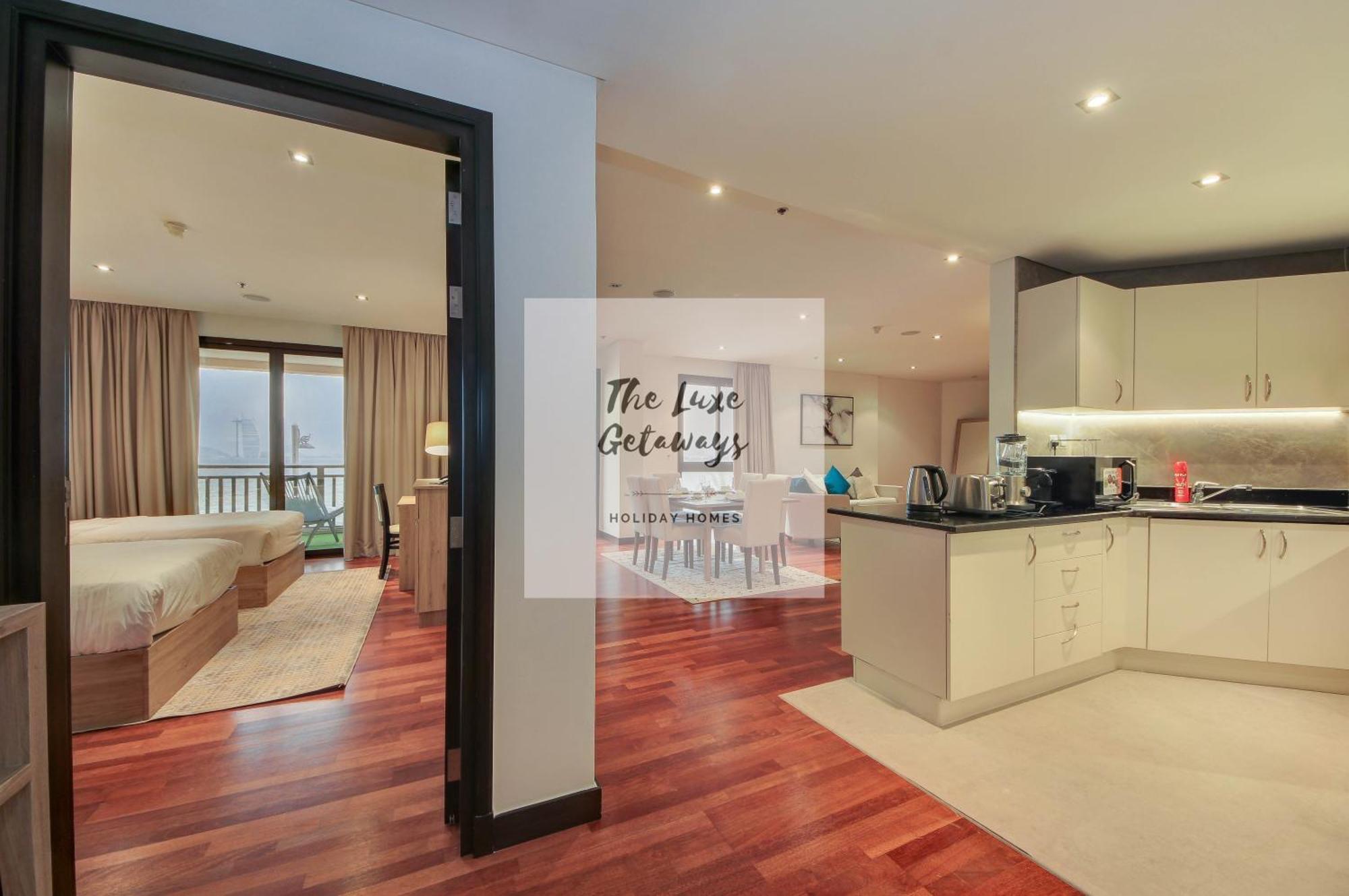 Luxe Getaways Royal Amwaj Palm Jumeirah Resort Apartment Holiday Home Дубай Экстерьер фото